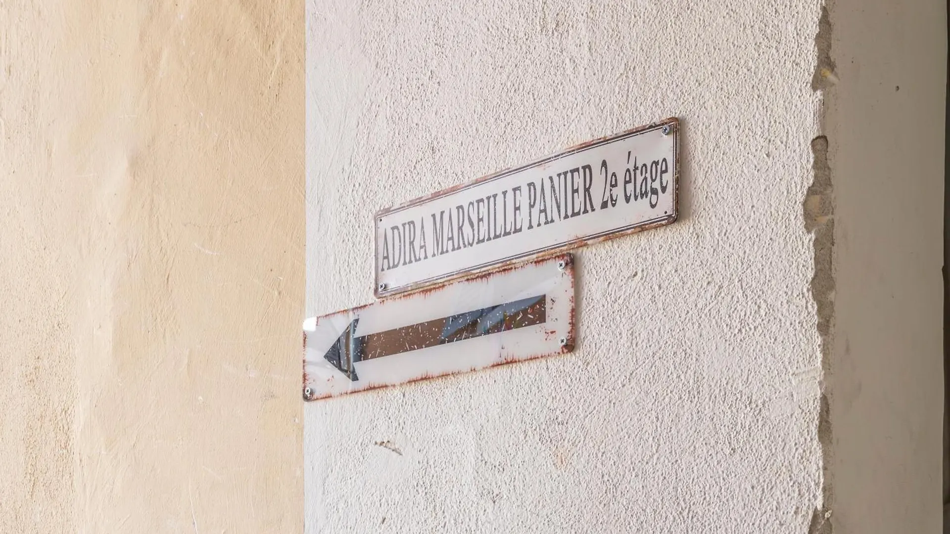 Adira Marseille Panier 2 Etoiles Apartment France
