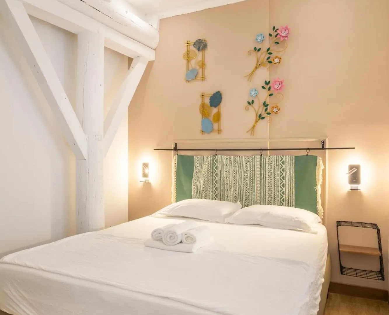 Adira Marseille Panier 2 Etoiles Apartment France