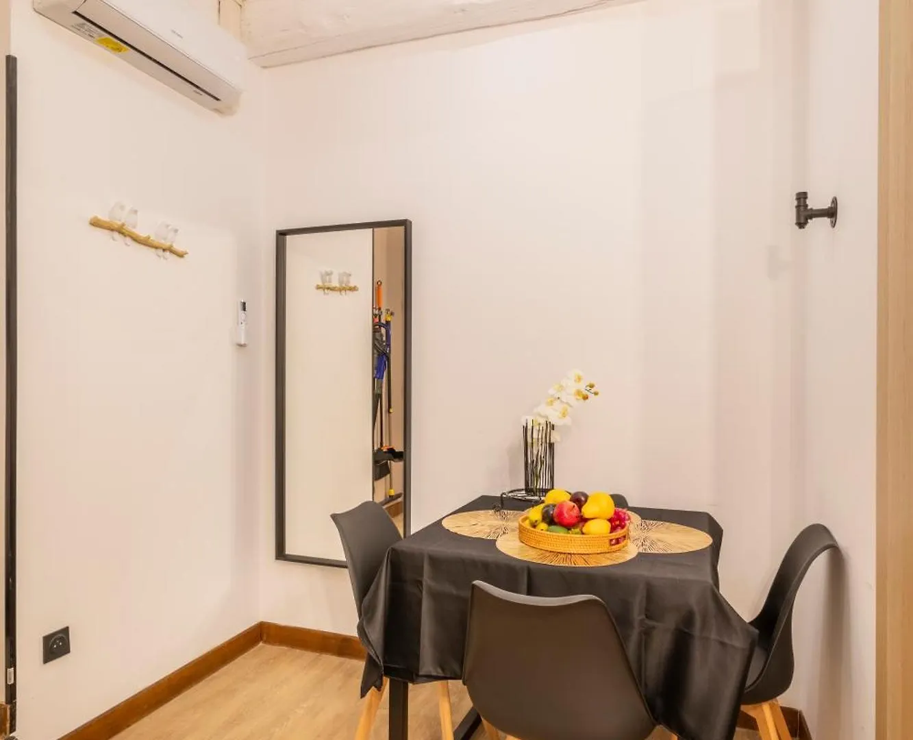Adira Marseille Panier 2 Etoiles Apartment