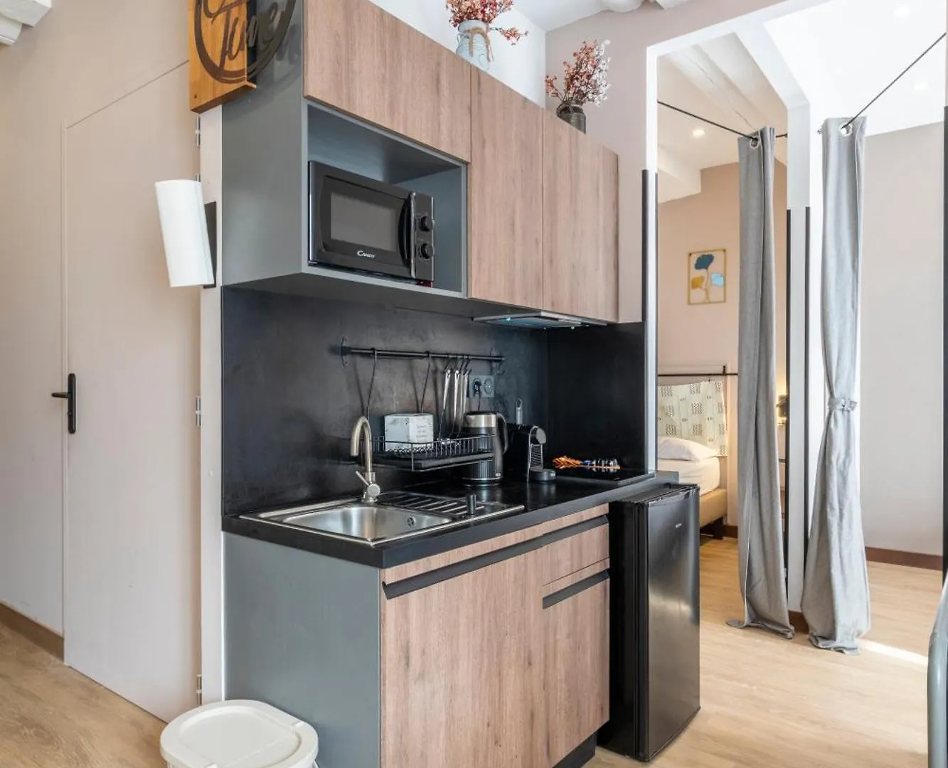 Adira Marseille Panier 2 Etoiles Apartment 0*,  France
