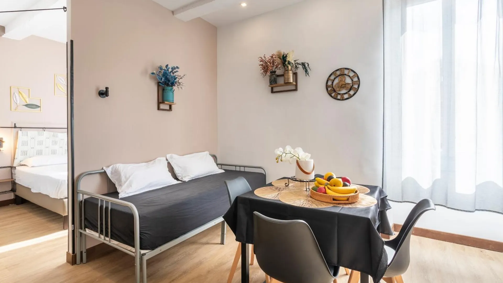 Adira Marseille Panier 2 Etoiles Apartment