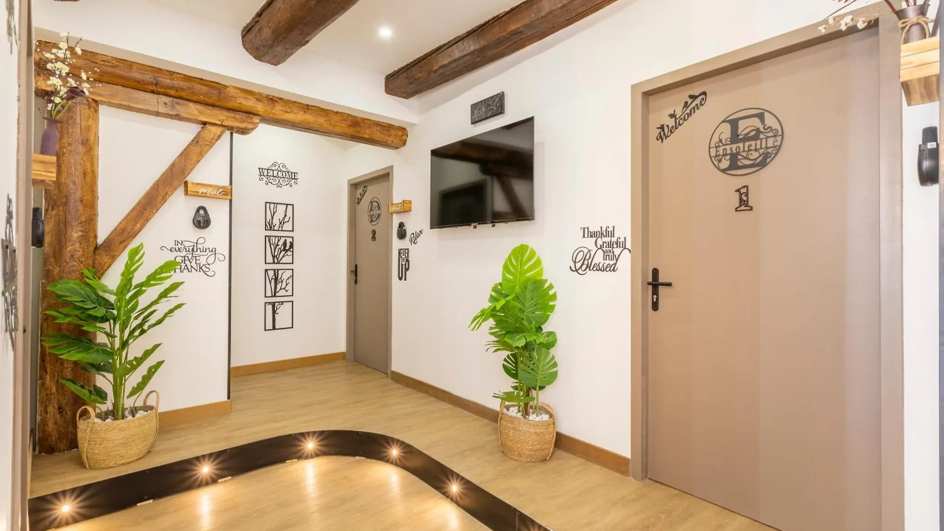 Adira Marseille Panier 2 Etoiles Apartment