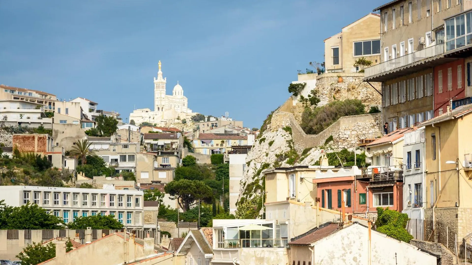 Apartamento Adira Marseille Panier 2 Etoiles Francia